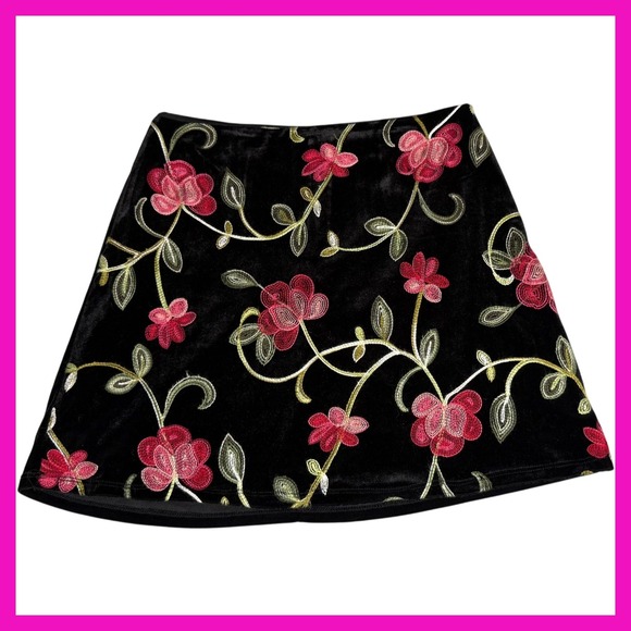 Trixxi Dresses & Skirts - Black Velvet Mini Skirt Embroidered Floral Red Pink Rose Y2K Party Club